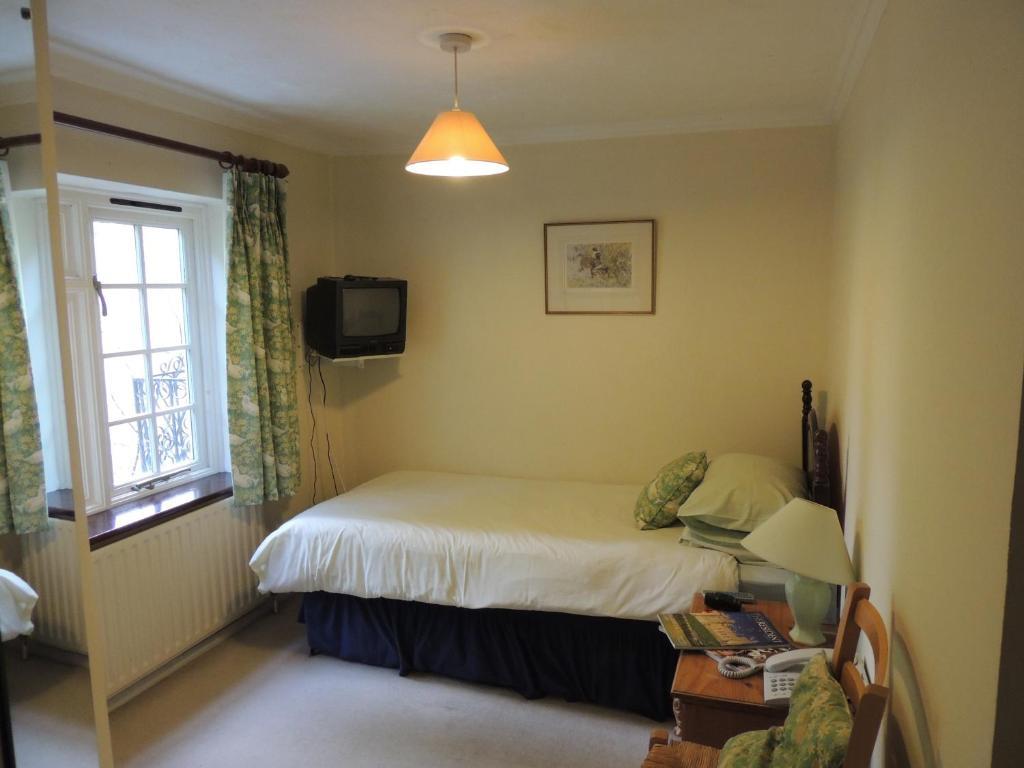 Mannings Heath Hotel Horsham Habitación foto