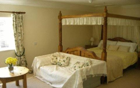 Mannings Heath Hotel Horsham Habitación foto